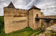 Вид с западной стороны на Хотинскую крепость