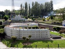 Цирк Бат, Ирландия (Брюссель)