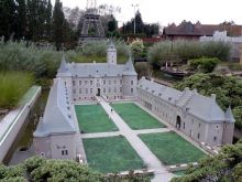 Замок Командора, принадлежащему Тевтонскому ордену рыцарей. Алден Бизен, Бельгия (Брюссель)