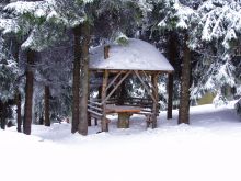 Беседка ротонда - местная достопримечательность (Карпаты и Закарпатье)