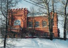 Здание музея игрушек в Сергиевом Посаде (Золотое Кольцо России)