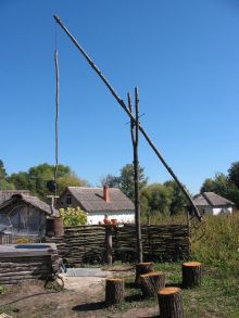 Колодец-журавль в Диканьке (Полтава и область)