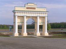 Триумфальная арка в Диканьке (1820 г), через неё в имение Кочубеев заезжал царь Александр І (Полтава и область)