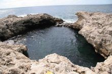 А это бухта "Чаша любви" в форме сердца (Крым)