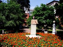 Памятник Данте, подаренный Москве итальянцами (Москва и Подмосковье)