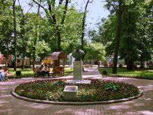 Памятник Виктору Гюго подаренный Москве Парижской мэрией (Москва и Подмосковье)