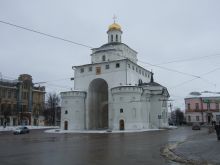 Владимир. Золотые ворота - уникальный памятник монументального искусства (Золотое Кольцо России)