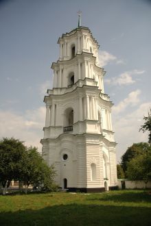 Козелец. Звонница Собора Рождества Богородицы (памятник архитектуры 1766-1770)