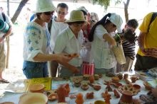 Игрушки и утварь из глины (Киев и область)