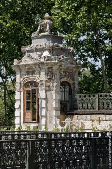 Павильон возле дворца Топкапы (Турция)