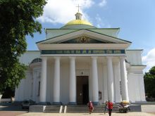 Главный вход в Преображенский собор