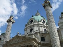 Колонны Траяна в центре Вены. А может быть все же минарет?  (Вена)