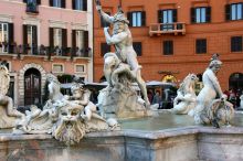 Площадь Навона. Фонтан Нептун (Рим)