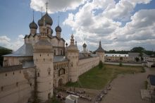 Ростов Великий. Вид сверху на Воскресенскую церковь (Золотое Кольцо России)