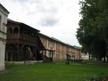 Ярославль. Территория Спасо-Преображенского монастыря (Золотое Кольцо России)