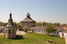 Двор Меджибожской крепости (Каменец-Подольский)