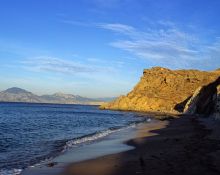 Дикий пляж Юго-Восточного Крыма (Крым)