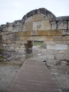 Хиерополис. Что-то наподобие триумфальной арки (Турция)