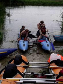 Вот на таких катамаранах плыли (Киев и область)