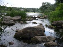 Каменистые берега реки Рось (Киев и область)