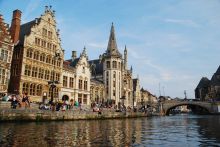 Прогулка по реке Лея. Слева собор Св. Мигеля