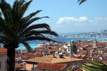 Вид на город со смотровой площадки парка Шато (Города французской Ривьеры)