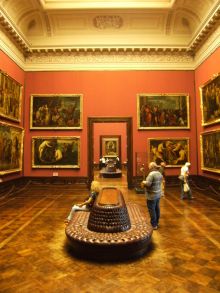 Картинная галерея в Дрездене внутри (Германия)
