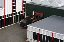 На заводе концерна Mars грузовик подвезет вам в кузове конфетку (Голландия)