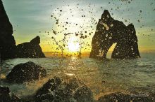 Арка "Золотые ворота" - один из символов Коктебеля и Крыма вцелом