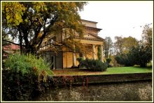 Оранжерея в парковом комплексе Ланьцута (Польша)