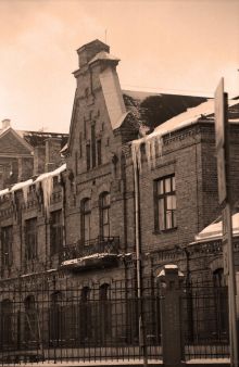 Здание водочного завода Варшавской Праги (Польша)