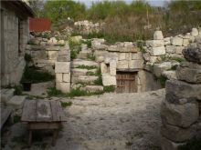 Дворик караимского дома (Крым)