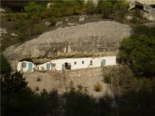 Успенский монастырь в Чуфут-Кале. Хозяйственные постройки (Крым)