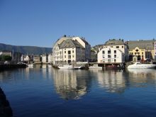 Набережная города Олессун (Страны Скандинавии)