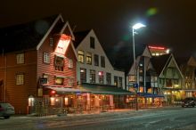 Ставангер. Домики у причала (Страны Скандинавии)