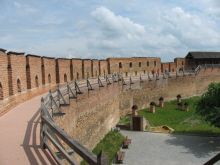 Крепостные стены замка (Другие)