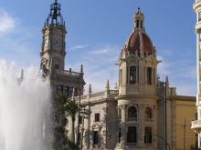 Площадь Аюнтамьенто в Валенсии