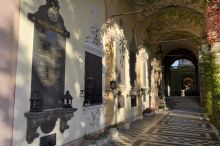 На Мирогойском кладбище захоронены выдающиеся жители Хорватии (Хорватия)