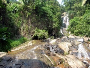 Водопад Намуанг - природная достопримечательность острова Самуи (Тайланд)
