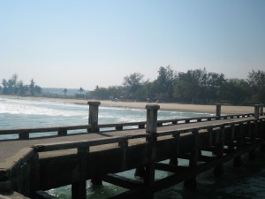 Причал у рыбацкой деревушки (Тайланд)