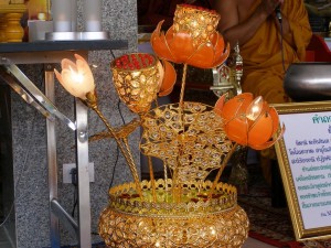 Интерьер храма Ват Танетиод (Тайланд)