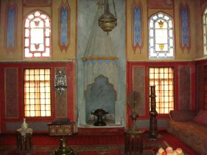 Интерьер жилых покоев Бахчисарайского дворца (Крым)