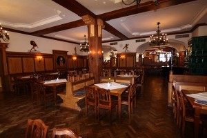 Интерьер пивного ресторана Хофбройхаус (Германия)