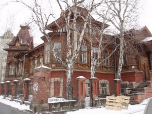 Сохранившийся шедевр деревянного зодчества (Урал)