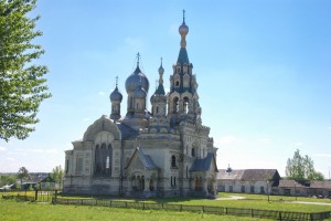 Храм в селе Кукобой недалеко от Рыбинска