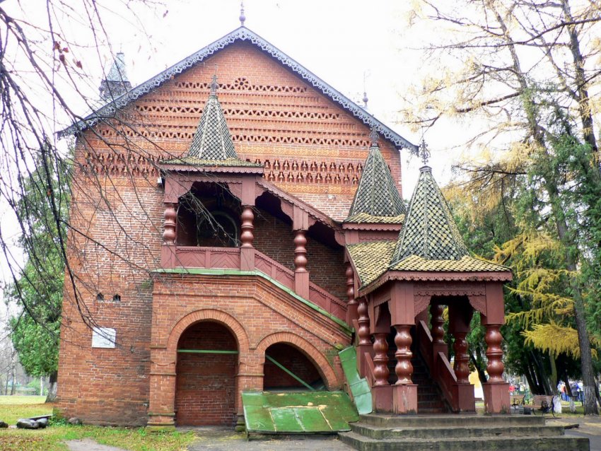 Фото достопримечательностей Золотого Кольца России: Кремль в Угличе