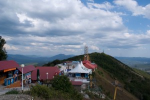 Вид на развлекательный комплекс "Олимп" (Кавказ и Черноморское побережье)