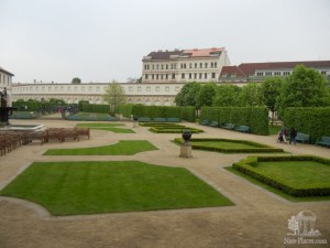 В Вальдштейнском саду (Чехия)