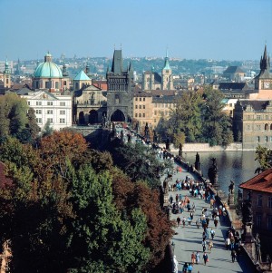 Карлов мост - скульптурная галерея под открытым небом