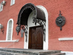 Вход в Музей оружия (Европейская часть России)